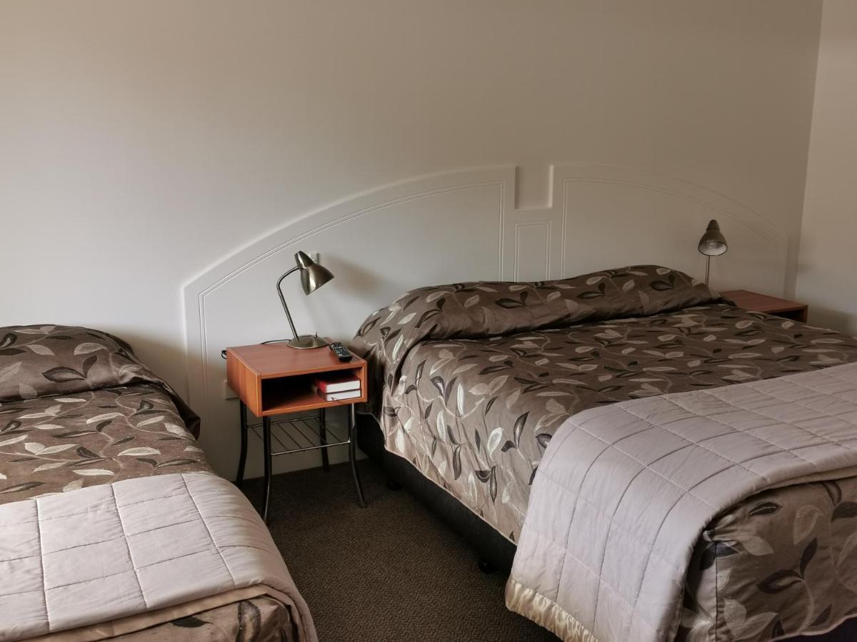 ניו פלימות' Bks Egmont Motor Lodge מראה חיצוני תמונה