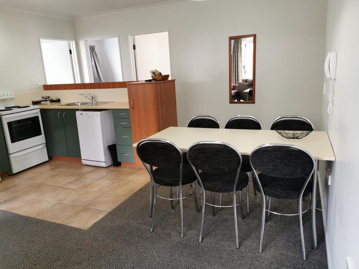 ניו פלימות' Bks Egmont Motor Lodge מראה חיצוני תמונה